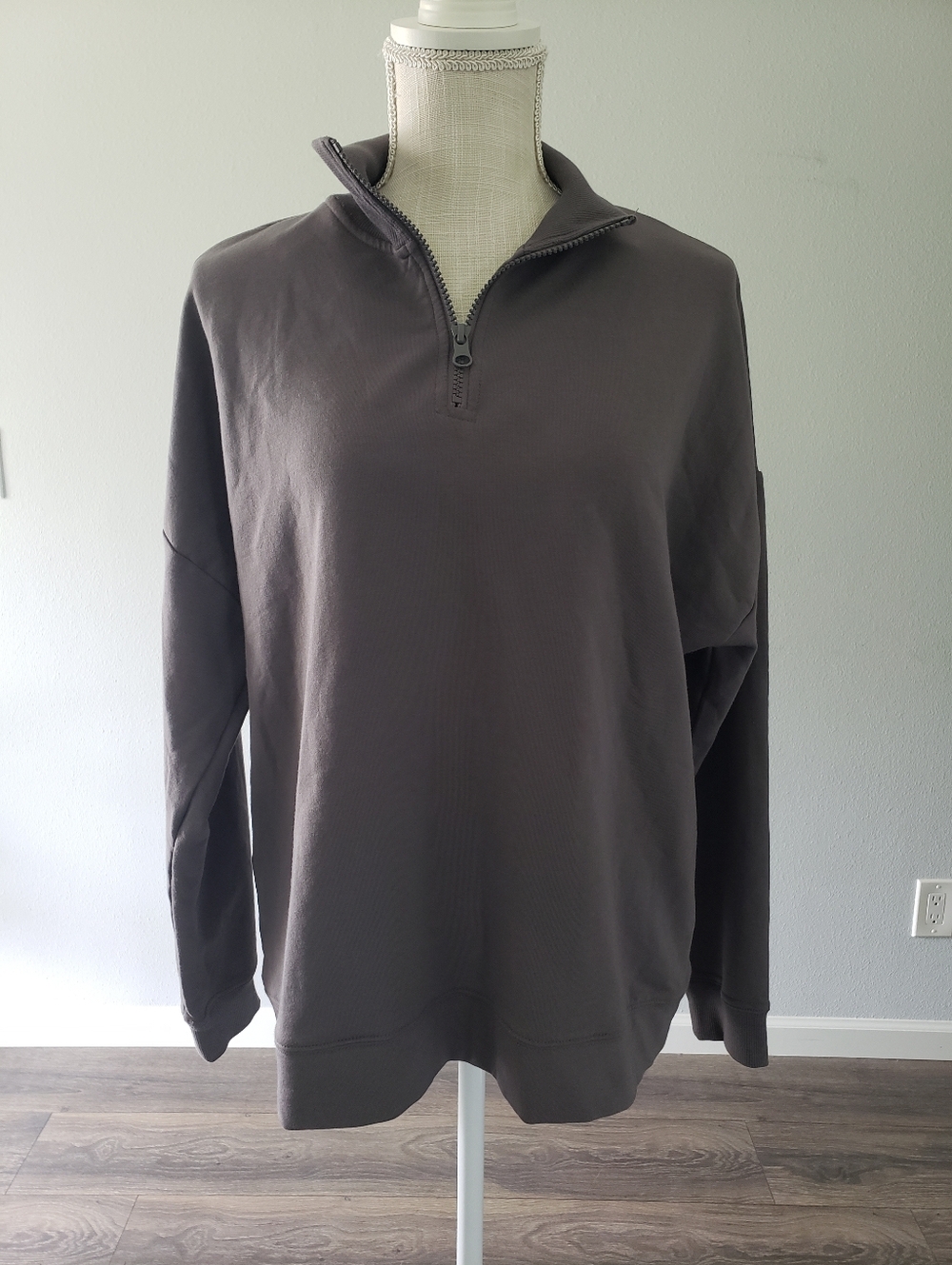 Barefoot Dreams Malibu Collection luxe Lounge Half Zip Top Mineral Gray L New